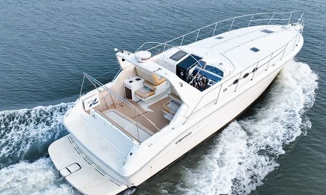 yacht booking in goa